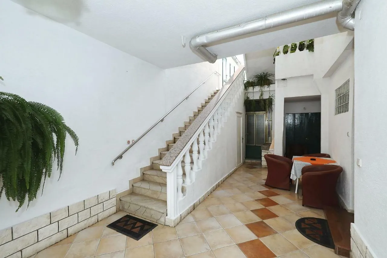 Apartments Vedrana 비오그라드나모루 크로아티아